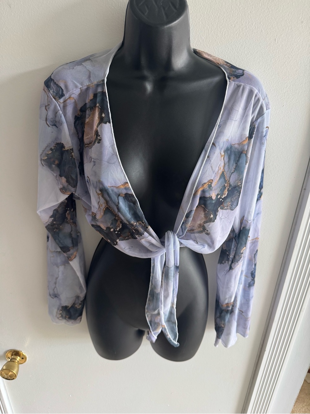 SHEIN Lavender Marble Tie-Front Crop Top